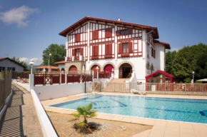 Отель Hôtel & Résidence Vacances Bleues Orhoïtza  Андей